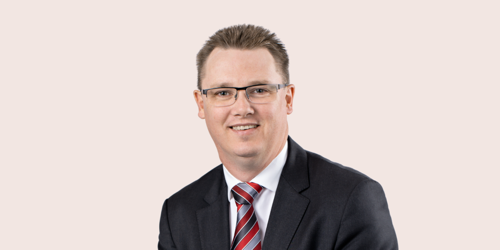 Video: Car Accident Insurance Claims: What to do when you receive a settlement offer